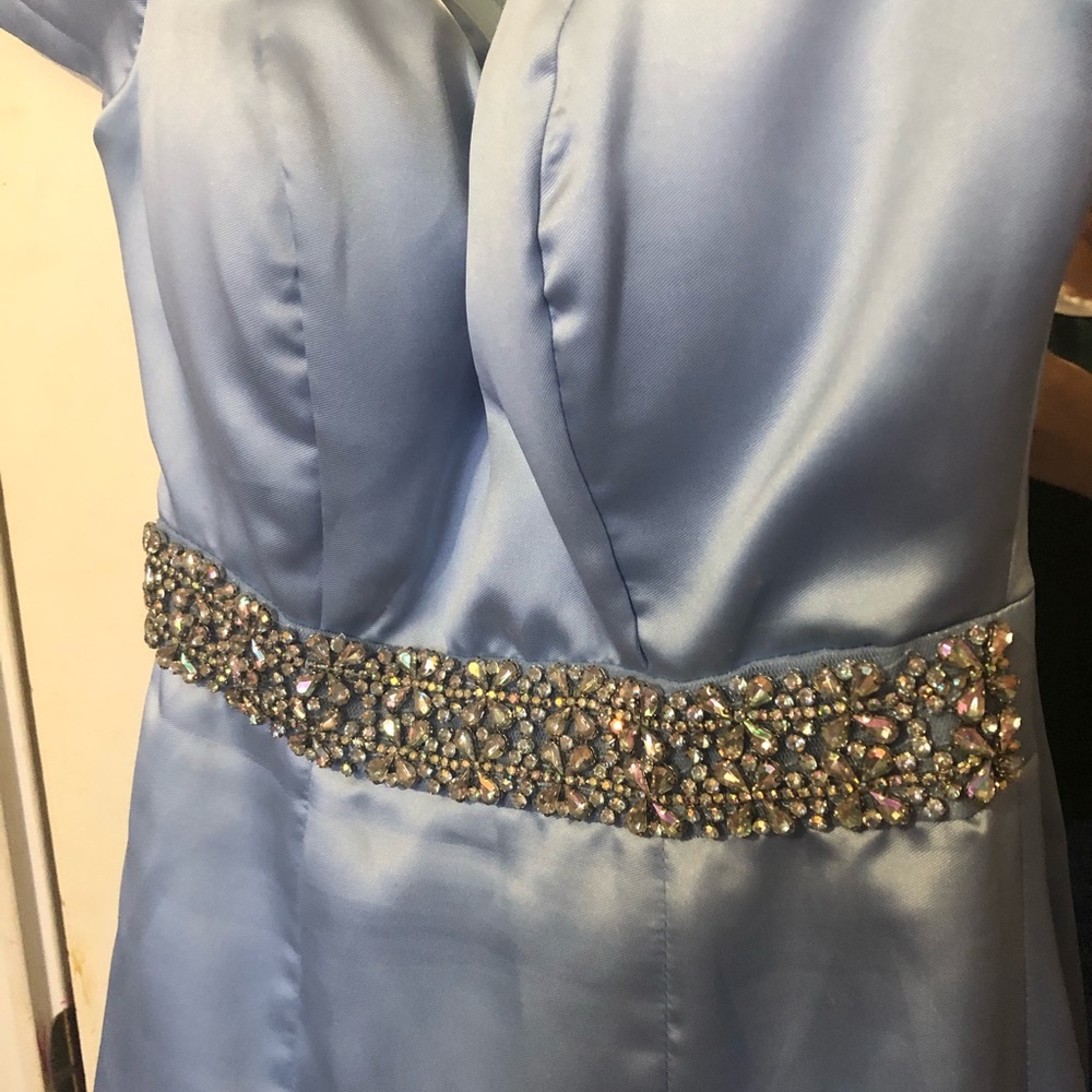 Dress - Picture 2 of 4